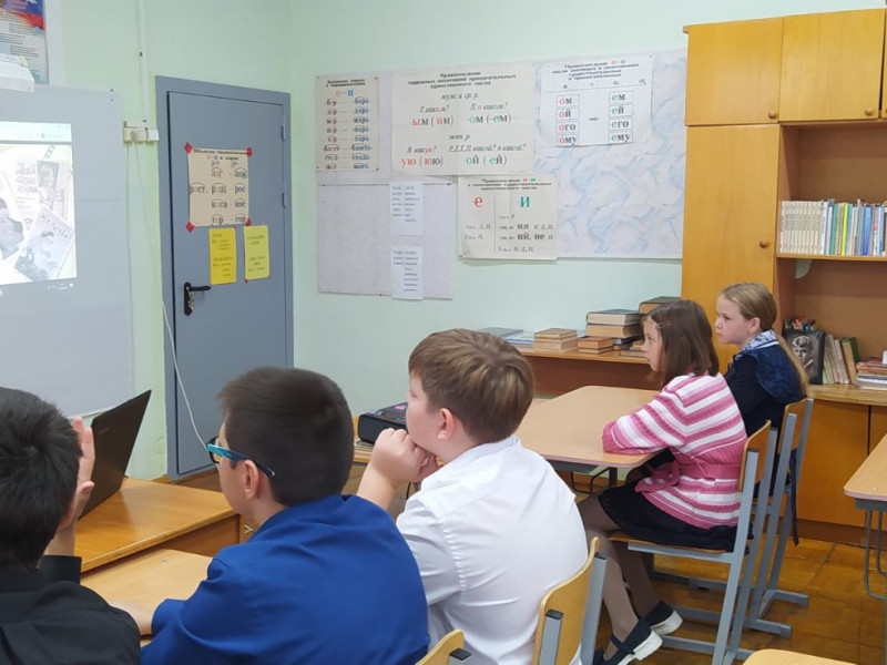 По ту сторону экрана. 115 лет кино в России.