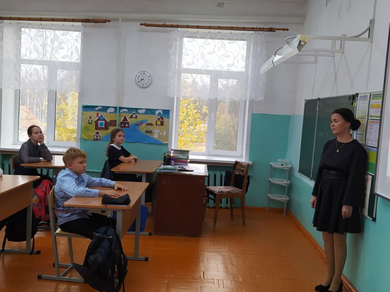 По ту сторону экрана. 115 лет кино в России.